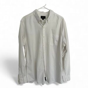 Saddlebred Men's Cream Button Down Shirt 100% cotton